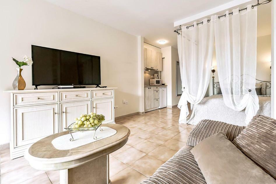 Studio In Los Cristianos Ocean View Arona  Buitenkant foto