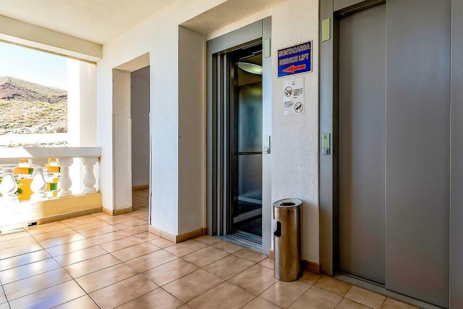 Studio In Los Cristianos Ocean View Arona  Buitenkant foto